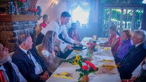 Produkcija Bakster -  gostilna in pizzeria Furman v Lukovici (2)